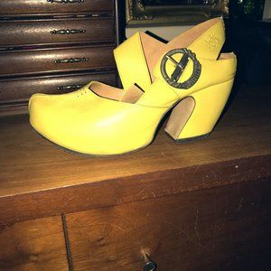 John Fluevog Prepare Guide platform heels